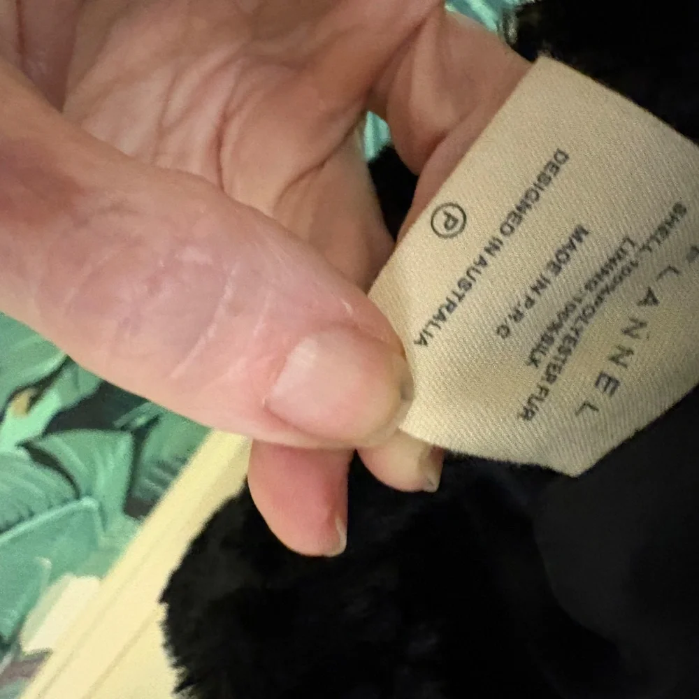 Faux black shearling jacket from Australia Brand Flannel - Picture 5 of 6